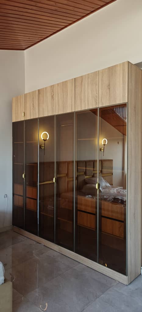 Dressing parental Elita